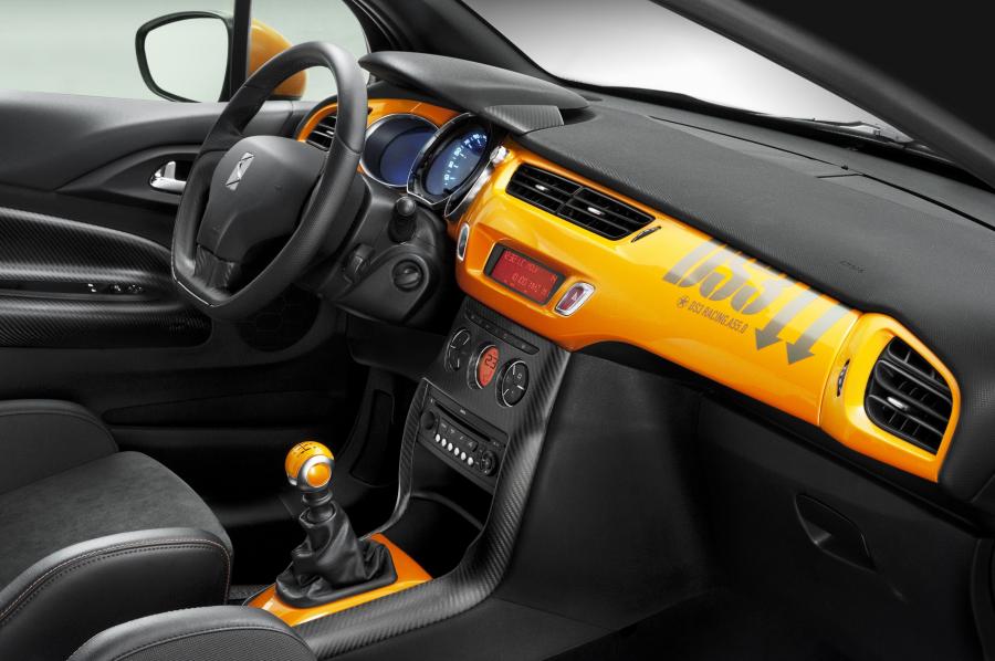  Citroen DS3 Racing 2010 года  (фото 34 из 63)